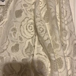 NWT - Womens BooHoo V-Neck Lace Bodysuit